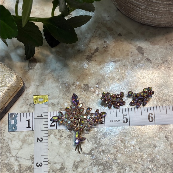 Signed SHERMAN Brooch & Earrings Set in Original Case; Aurora Borealis; Vintage - Picture 12 of 16